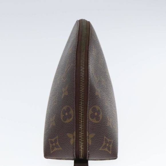 LOUIS VUITTON Monogram Trousse Demi Ronde Cosmetic Pouch M47520 LV Auth 76783 - Picture 3 of 16